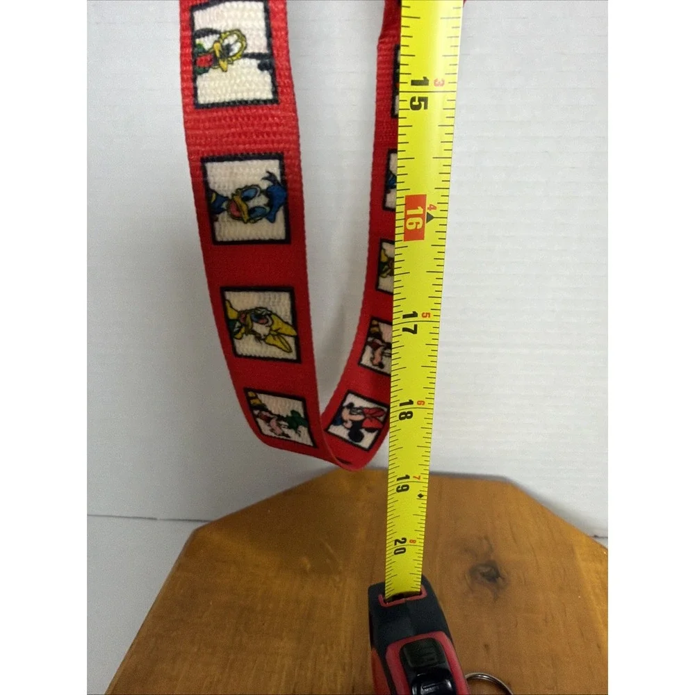 Walt Disney World MAGIC KINGDOM Lanyard LASO Giacona Container Mickey Mouse 1997